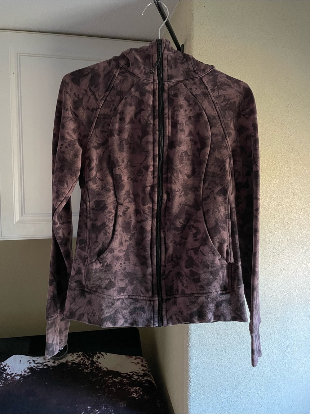 lululemon athletica purple Floral-Print Full-Zip Jacket